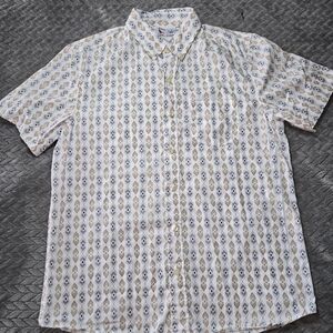 Ken L.T.D Men's  Short Sleeve Collared Shirt with a Geometric Pattern, Large